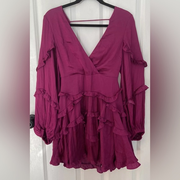 NWT DB Studio Long Sleeve ruffle mini dress Mberry size XS. - Picture 1 of 4